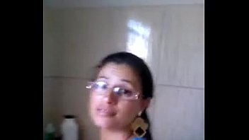 Empregada safada - www.sonovinha.com.br