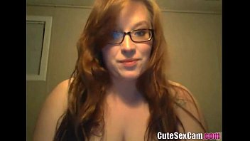 Cute Chubby Redhead Amateur Masturbate on Webcam