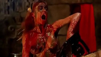 Linnea Quigley and Michelle Bauer (Pia Snow) in HOLLYWOOD CHAINSAW HOOKERS (80s Sleazy Horror Film)