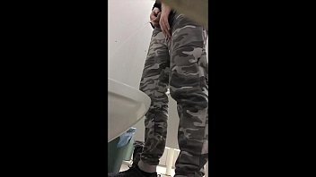 Hidden cam guys video. Public toilet vidsv