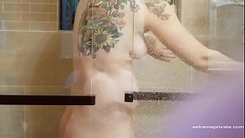 my tattooed mom takes a shower