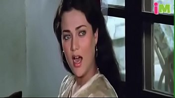 Bollywood Mandakini Nip Clearly Visible HD - Hot and Funny - XVIDEOS.COM