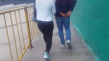 Le grabó el culo a esta enana puta (Quito,Ecuador)
