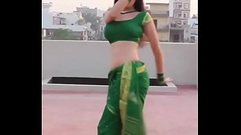 Kanishka sexy dance video