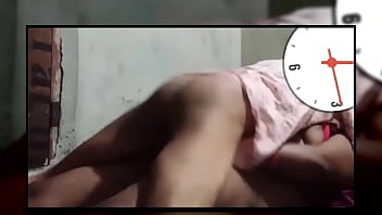 पुरानी वीडियो में ज़ोर से पेल दिया हैदराबाद आंटी को जो मुझे रोज़ देखती थी अश्लील नज़र से - औरतें, मुझे कांटेक्ट करे सेक्स के लिए हैदराबाद में