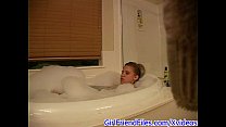 Hidden cam catches girlfriend masturbating in bath